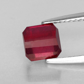 Rubi vermelho natural 1,79ct, corte esmeralda, SI