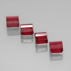 Pedras preciosas de rubi vermelho natural de  ct, corte esmeralda, SI