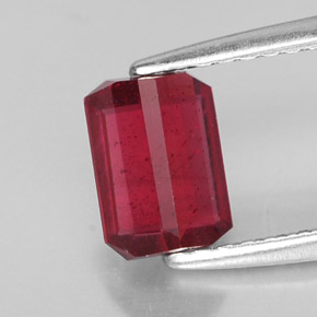 Rubi vermelho natural 1,30ct, corte esmeralda, SI