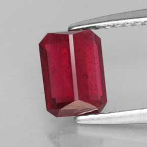 Rubi vermelho natural 1,60ct, corte esmeralda, SI
