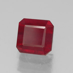 Rubi vermelho natural 1,75ct, corte esmeralda, SI