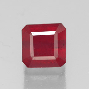 Rubi vermelho natural 1,92ct, corte esmeralda, SI