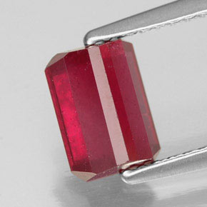 Rubi vermelho natural 1,87ct, corte esmeralda, SI