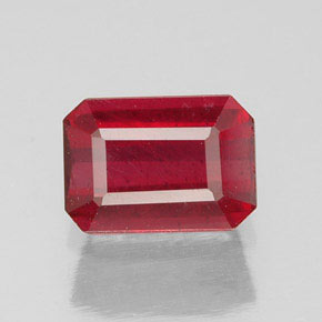 Rubi vermelho natural 1,31ct, corte esmeralda, SI
