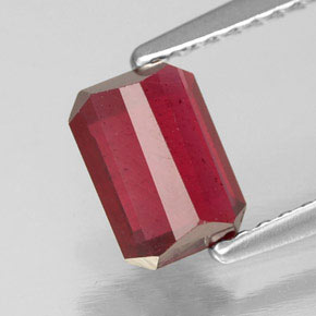 Rubi vermelho natural 1,31ct, corte esmeralda, SI