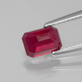 Rubi vermelho natural 1,69ct, corte esmeralda, SI
