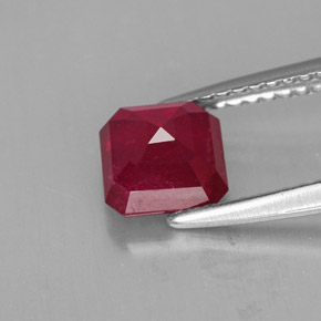 Rubi vermelho natural 1,58ct, corte esmeralda, SI