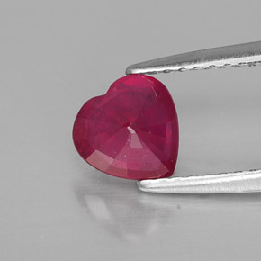 Rubi vermelho natural 1,09ct, formato de coração, SI
