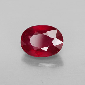 Rubi vermelho natural 1,83ct, corte oval, VS-SI