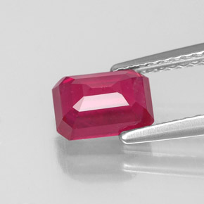 Rubi vermelho natural 1,54ct, corte esmeralda, VS-SI