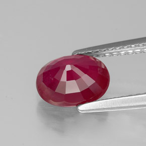 Rubi vermelho natural 1,85ct, corte oval, VS-SI