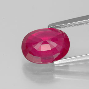 Rubi vermelho natural 1,90ct, corte oval, VS-SI