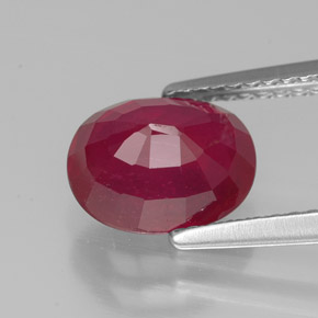 Rubi vermelho natural 2,87ct, corte oval, VS-SI