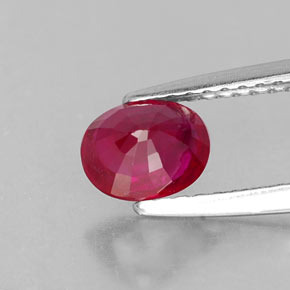 Rubi vermelho natural 0,97ct, corte oval, VS-SI