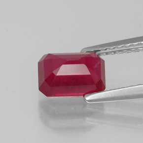 Rubi vermelho natural 1,56ct, corte esmeralda, VS-SI