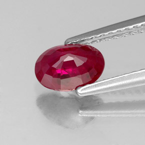 Rubi vermelho natural 1,07ct, corte oval, SI