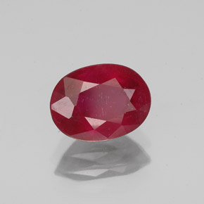 Rubi vermelho natural 1,73ct, corte oval, SI