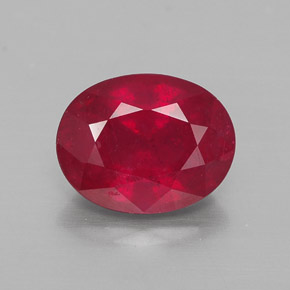 Rubi vermelho natural 2,66ct, corte oval, VS-SI