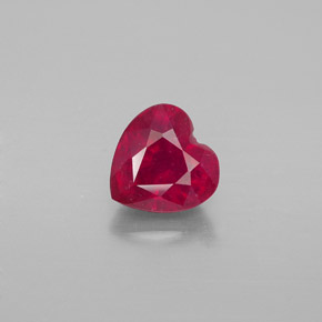 Rubi vermelho natural 1,91ct, formato de coração, VS-SI