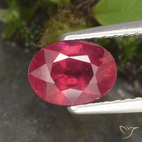 Rubi vermelho médio Natural 1.41ct, oval, VS-SI