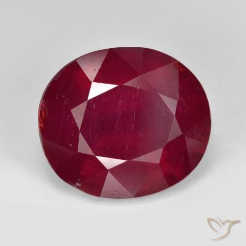 Rubi Vermelho escuro Natural 13.50ct, oval, VS-SI