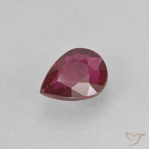 Rubi Vermelho escuro Natural 0.31ct, Formato de pêra, VS-SI