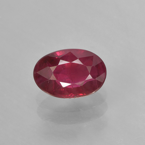 Rubi Vinho vermelho Natural 0.71ct, Corte Oval, VS-SI