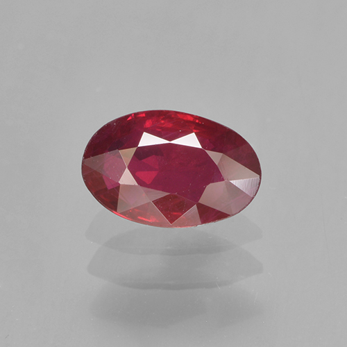 Rubi vermelho médio Natural 0.50ct, Corte Oval, VS-SI