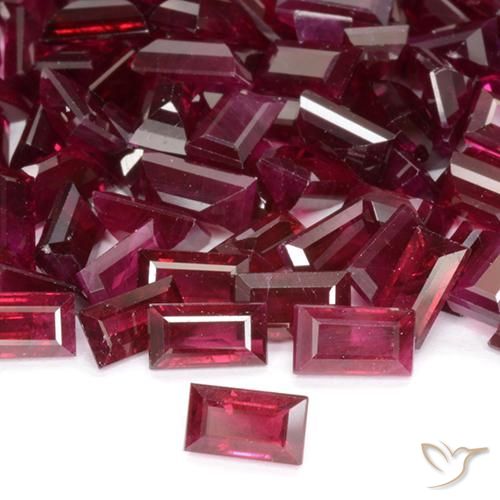 Rubi vermelho natural 0,26ct, baguete, VS-SI