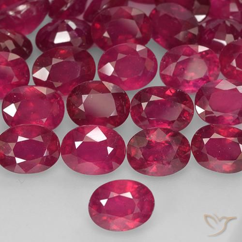 2.01ct Natural Vermelho médio-escuro Rubi, oval, VS-SI