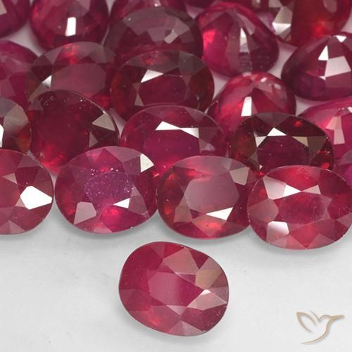 Rubi Vermelho médio-escuro Natural 2.86ct, oval, VS-SI