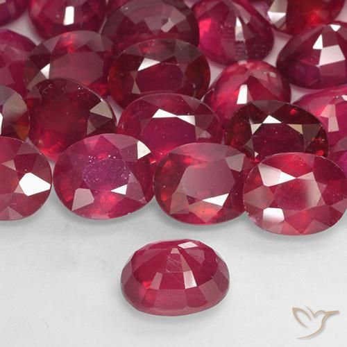 Rubi Vermelho médio-escuro Natural 2.86ct, oval, VS-SI