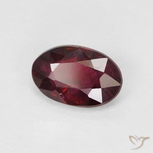 Rubi Vermelho escuro Natural 0.49ct, oval, VS-SI