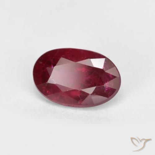 Rubi Sangue vermelho Natural 0.55ct, oval, VS-SI