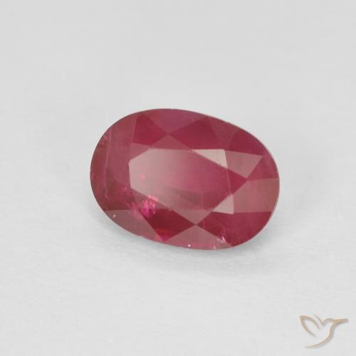 Rubi Vermelho escuro Natural 1.04ct, oval, SI