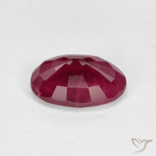 Rubi Vermelho escuro Natural 1.03ct, oval, VS-SI
