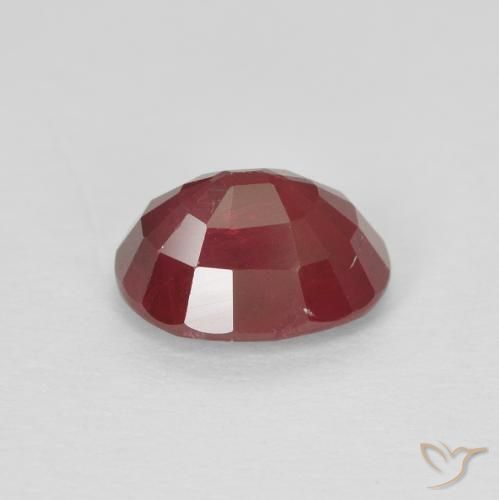 Rubi Vermelho escuro Natural 1.33ct, oval, VS-SI