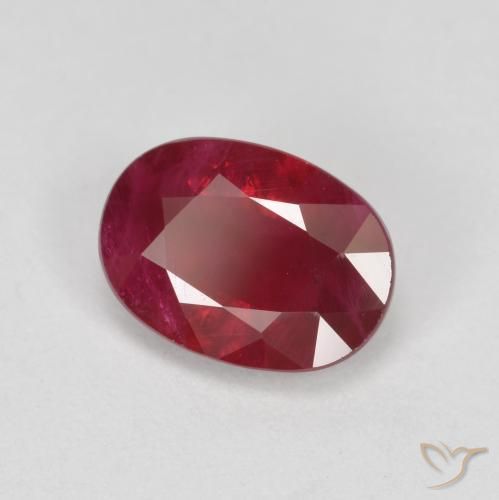 Rubi Vermelho escuro Natural 1.02ct, oval, SI