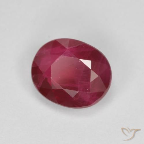 Rubi Vermelho escuro Natural 1.10ct, oval, SI
