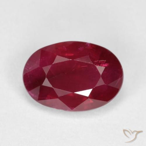 Rubi Vermelho escuro Natural 1.04ct, oval, SI