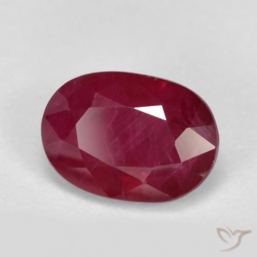 Rubi Vermelho escuro Natural 1.28ct, oval, VS-SI