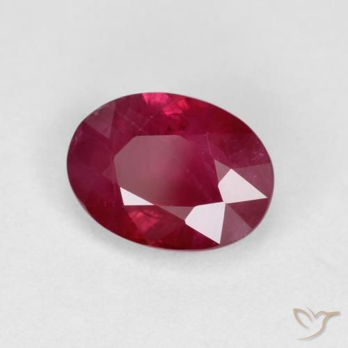 Rubi Medium Dark-Red Natural 1.04ct, oval, VS-SI