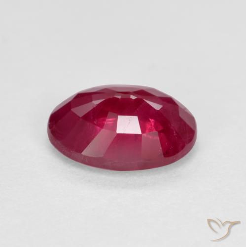 Rubi Medium Dark-Red Natural 1.04ct, oval, VS-SI