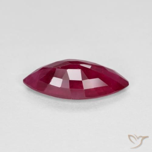 Rubi Vermelho escuro Natural 1.20ct, Marquesa, VS-SI