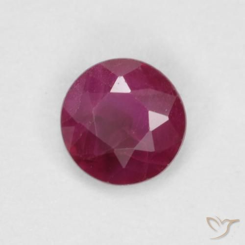 Rubi Vermelho escuro Natural 0.30ct, Redondo, SI