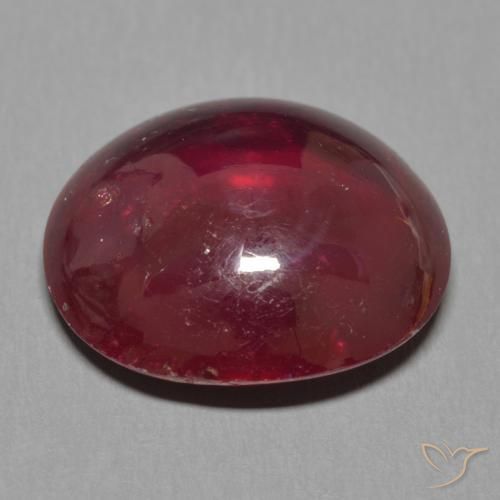 Rubi Vermelho escuro Natural 15.20ct, oval, Translúcido