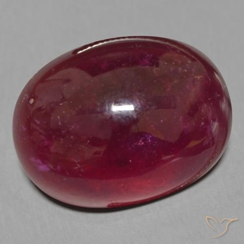 Rubi Vermelho escuro Natural 18.30ct, oval, Translúcido
