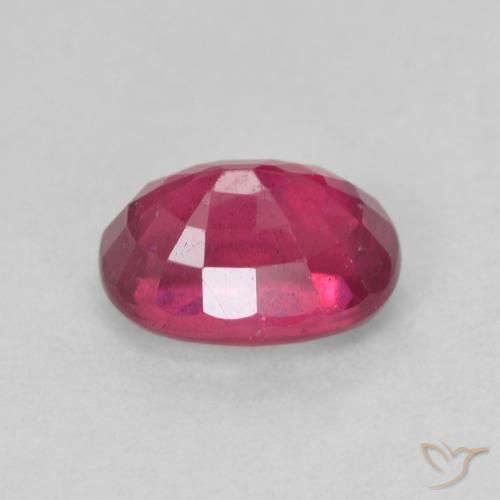 Rubi Medium Dark-Red Natural 1.42ct, oval, VS