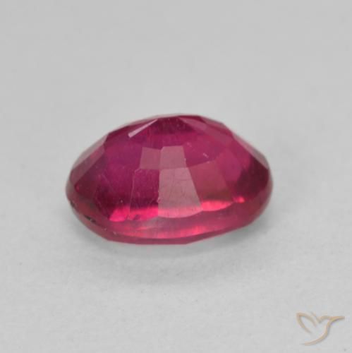 Rubi Luz vermelha Natural 1.43ct, oval, VS
