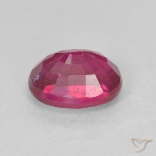 Rubi Medium Dark-Red Natural 1.45ct, oval, VS